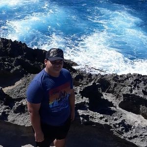 Meet your Posher, Carlos